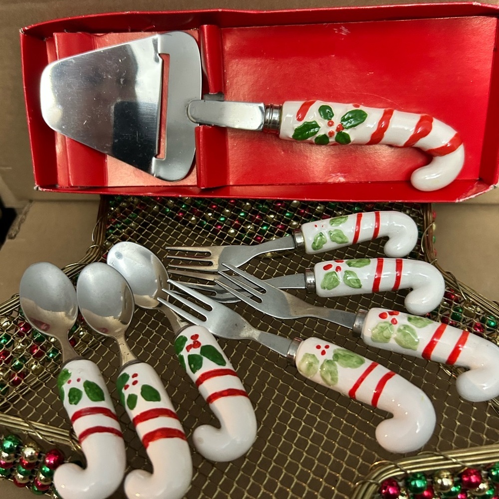 Festive 1970s vintage Candy Cane Utensil Set for Christmas entertainment-